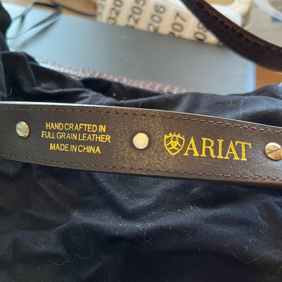 Ariat Brown Belt with Silver Heart Detail - Picture 9 of 9